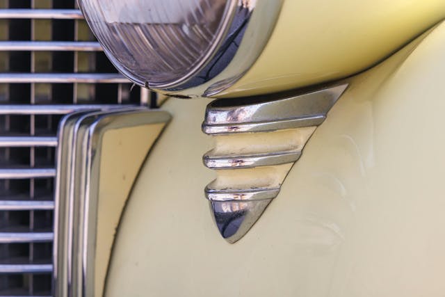 1938 Cadillac Series 90 V16 exterior detail