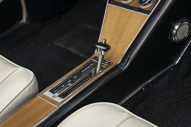 1963 Buick Riviera Barris center console