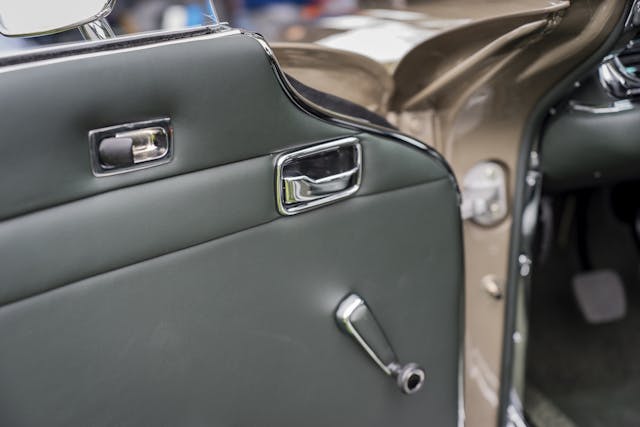 1970 Mercedes-Benz 280SL Pagoda door panel