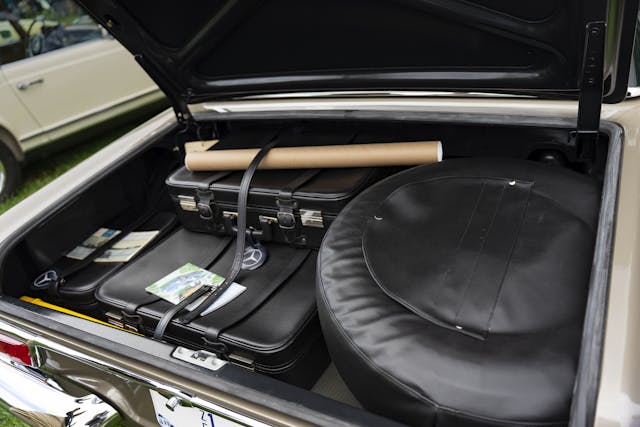 1970 Mercedes-Benz 280SL Pagoda trunk goodies