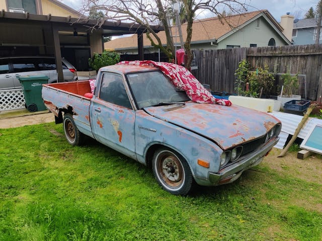 1975 Datsun 620 front 3/4