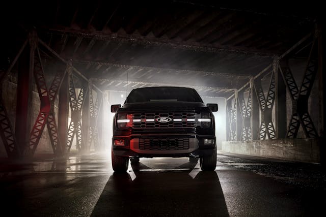 2025 Ford F-150 Lobo exterior front end backlit low