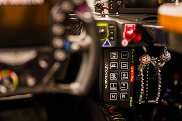 2025 Aston Martin Valkyrie LM