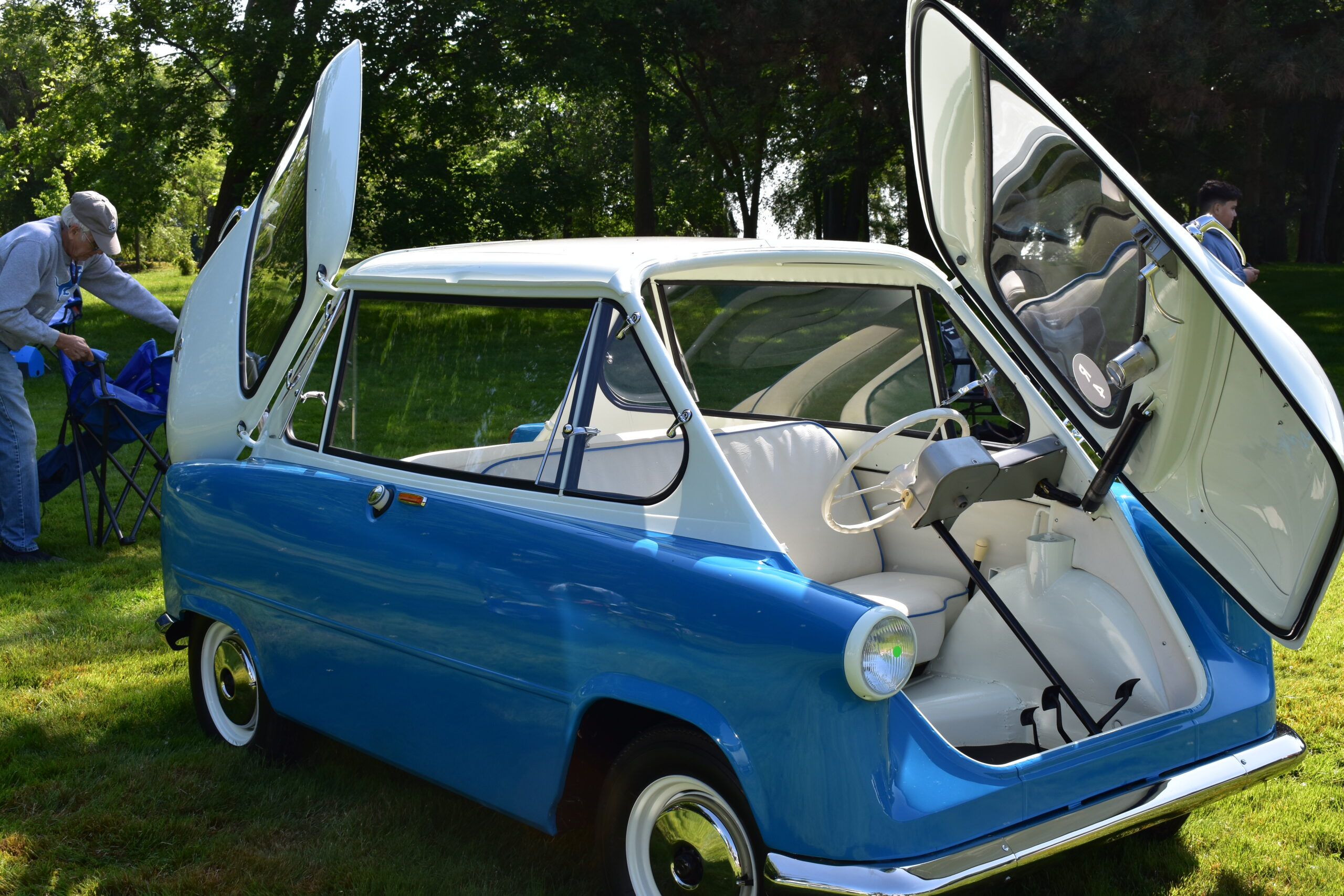 Zündapp Janus 250: The Pushmi–Pullyu of Microcars - Hagerty Media