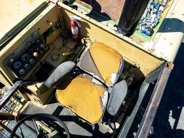 Lind Combine Derby deere controls