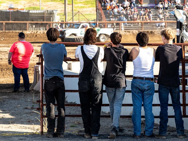 Lind Combine Derby watching race