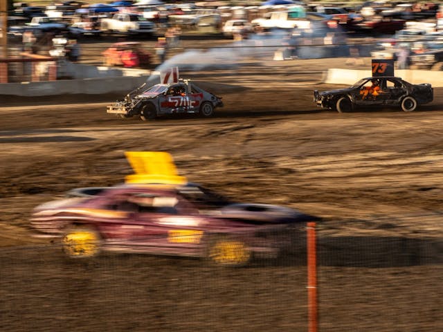 Lind Combine Derby racing