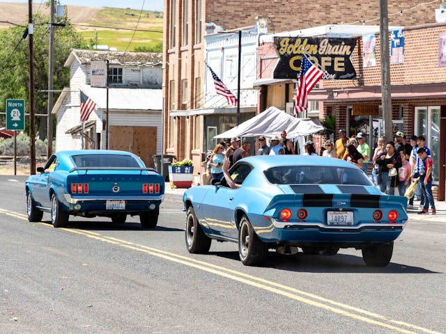 Lind Combine Derby Mustang Camaro parade