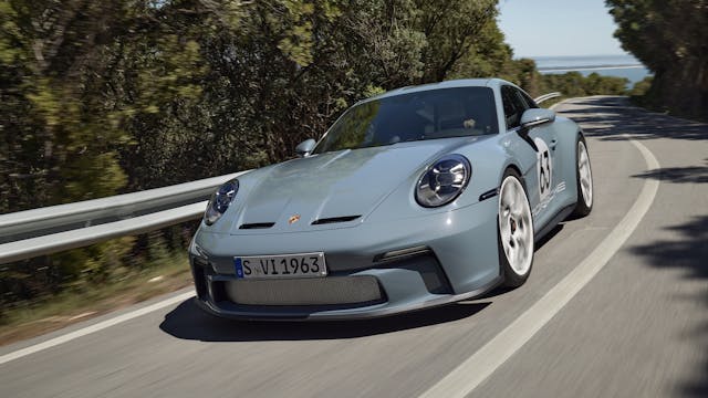 Porsche 911 ST heritage appearance package