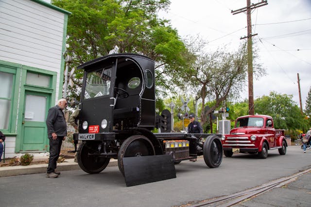Vintage Classic Commercial Vehicles