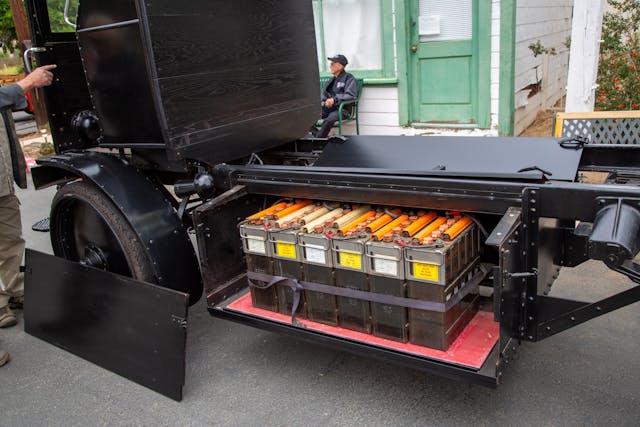 Vintage Classic Commercial Vehicles