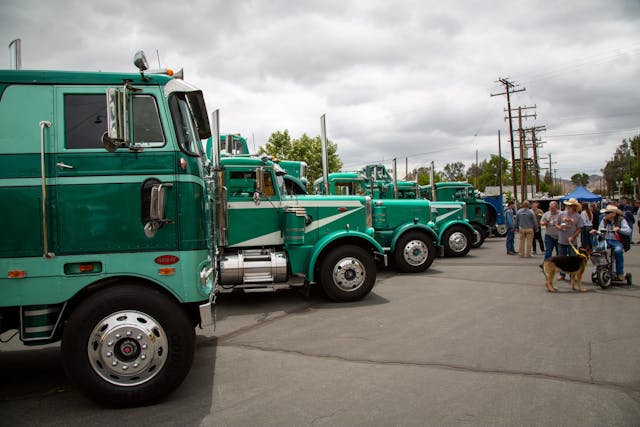 Vintage Classic Commercial Vehicles