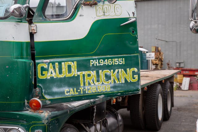 Vintage Classic Commercial Vehicles