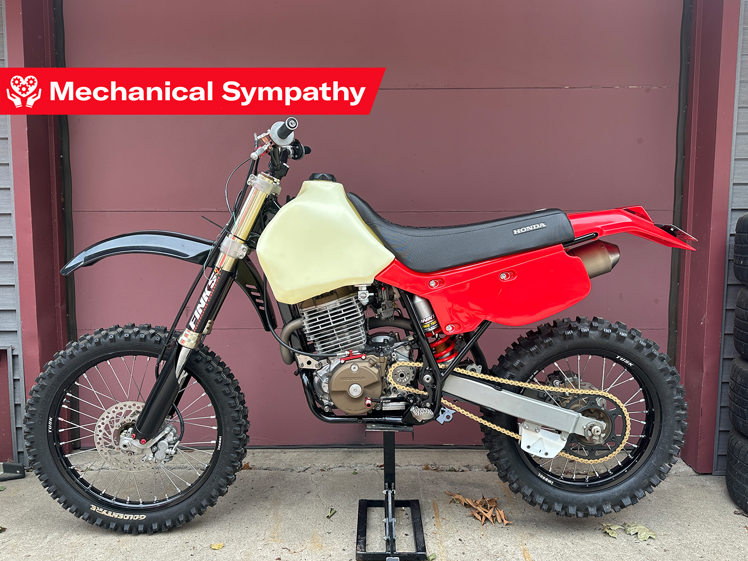 XR600R - Honda XR600R: HONDA BACK! The – BikeBound BRING IT 