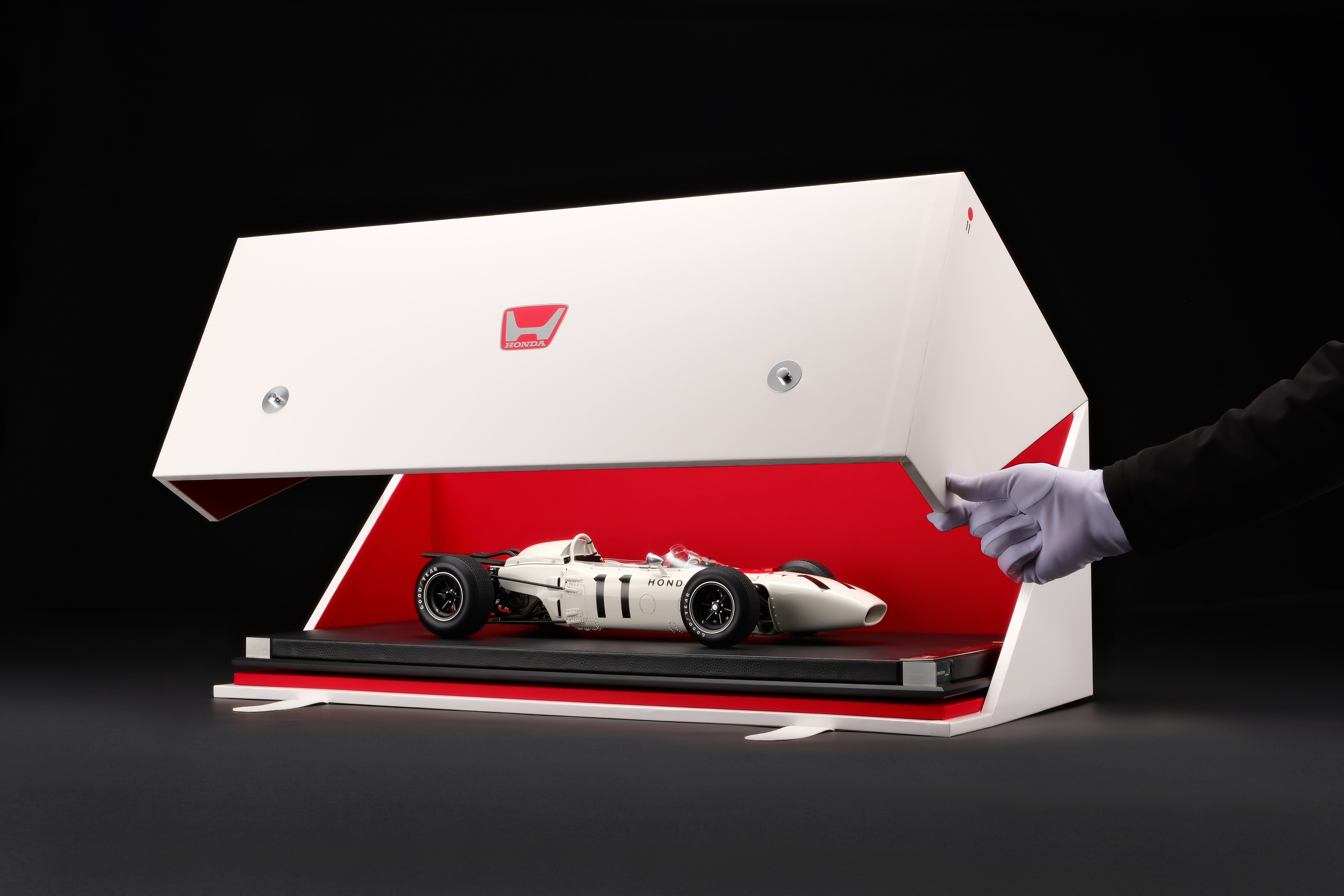 Honda Marks 60 Years Since First F1 Win with Cool Collectibles ...