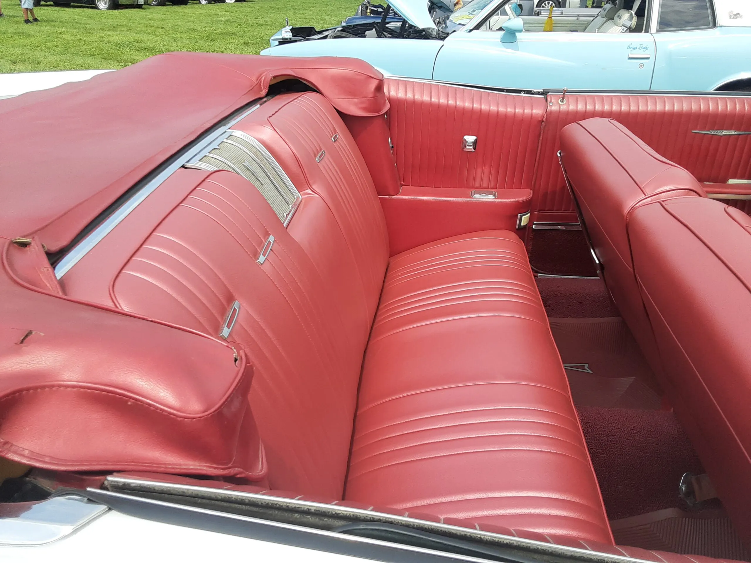 1965 Pontiac Bonneville Convertible: Wide-Track Beauty! - Hagerty Media