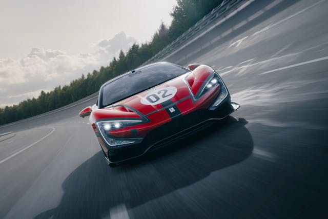 Electric Beats ICE for World's Fastest Car Record
