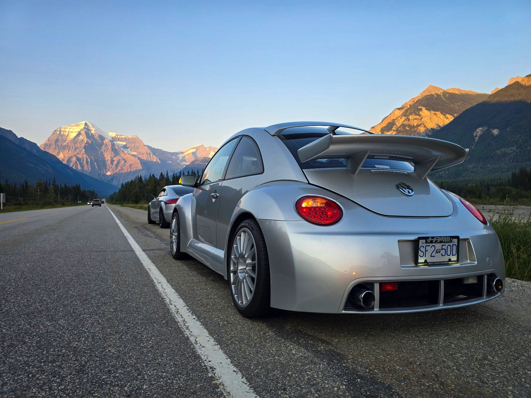 激レア！HITECVolkswagen Beetle デザートエディション The World's Most Expensive Beetle Visits the Yukon - Hagerty Media