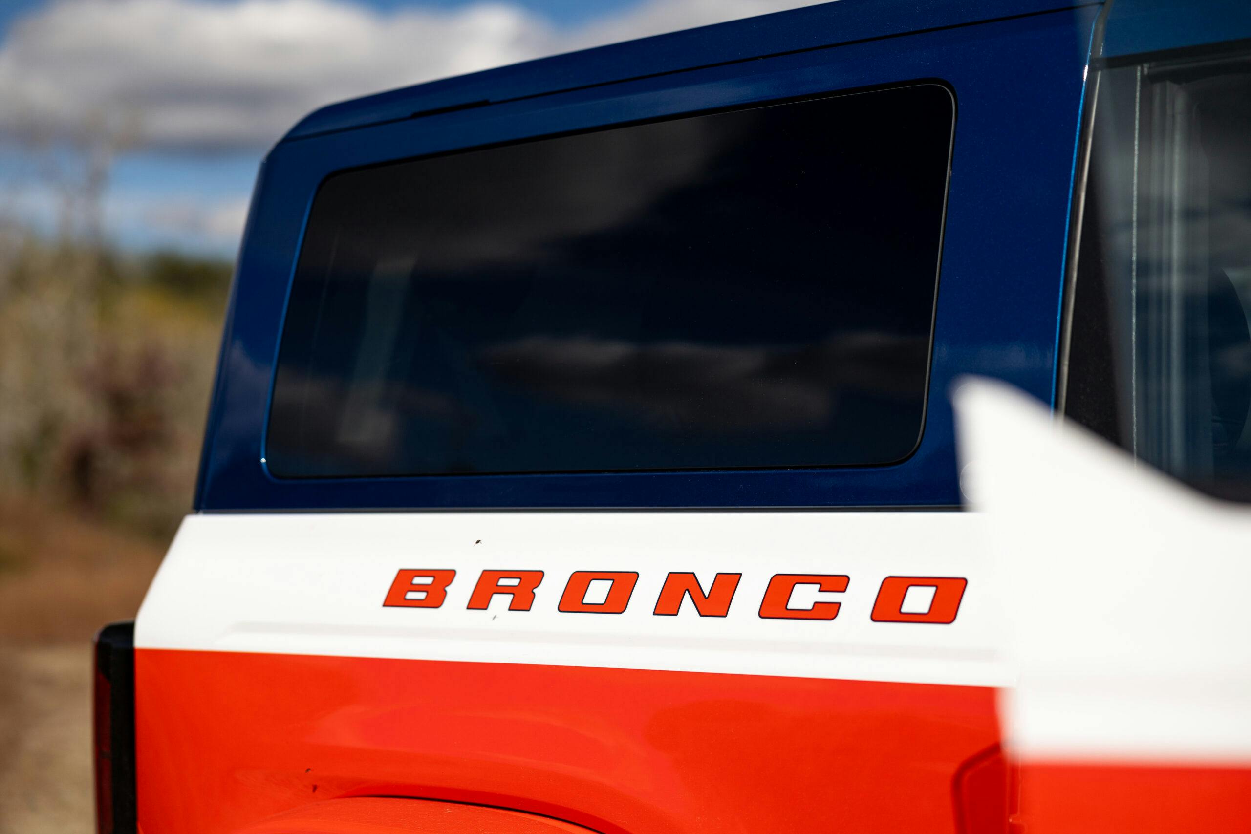 Bronco Stroppe Edition lettering
