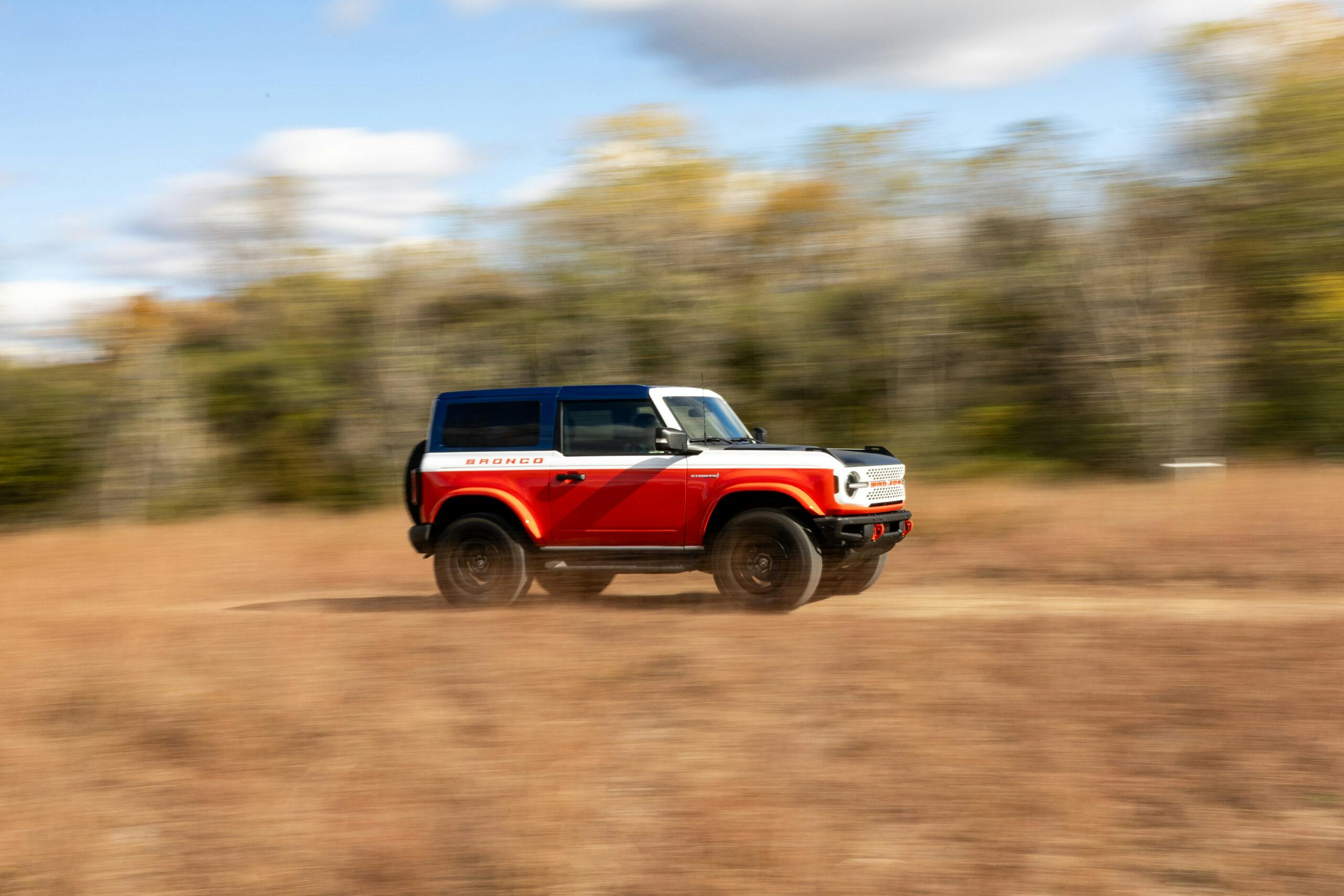 Bronco Stroppe Edition action pan