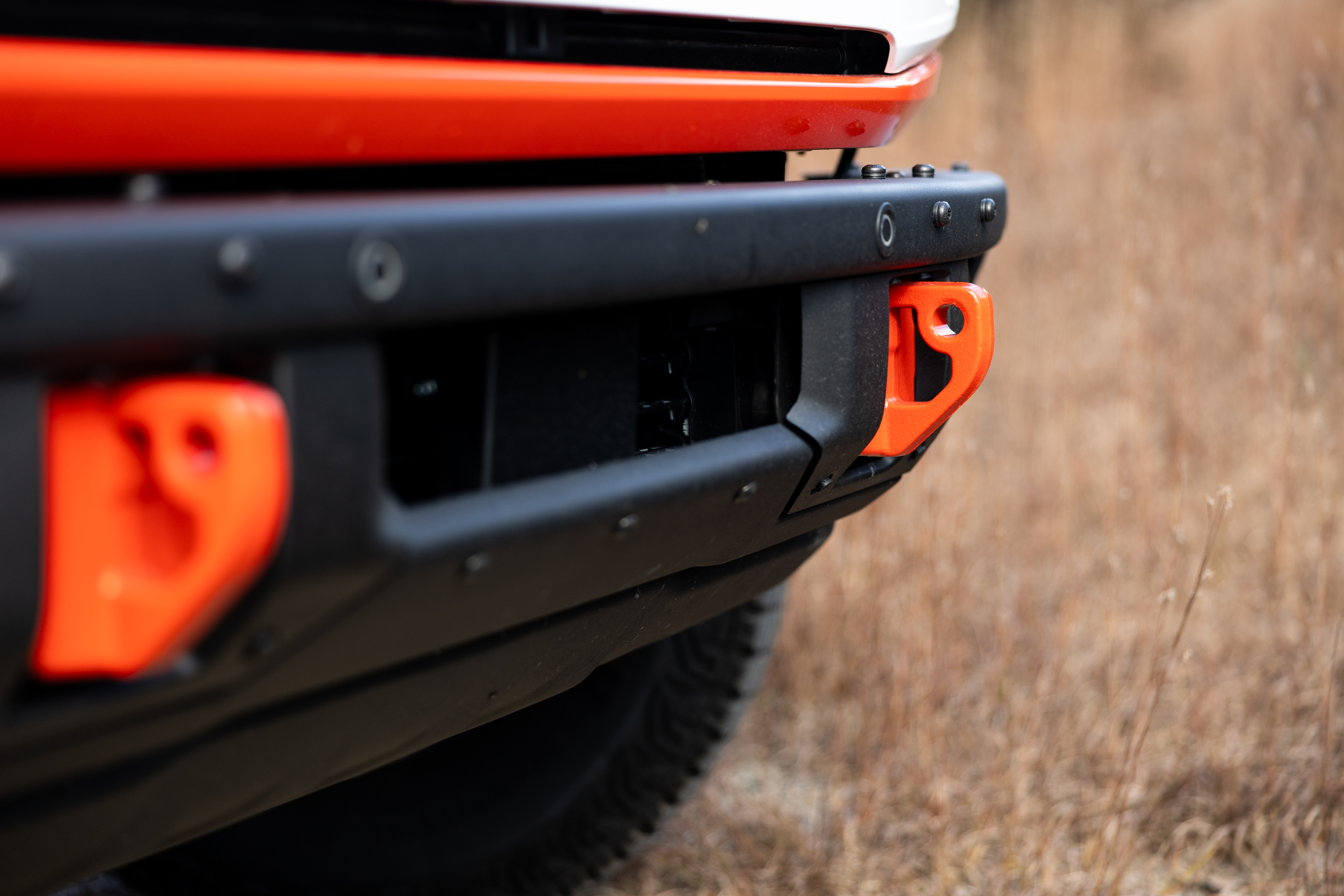 Bronco Stroppe Edition front hooks