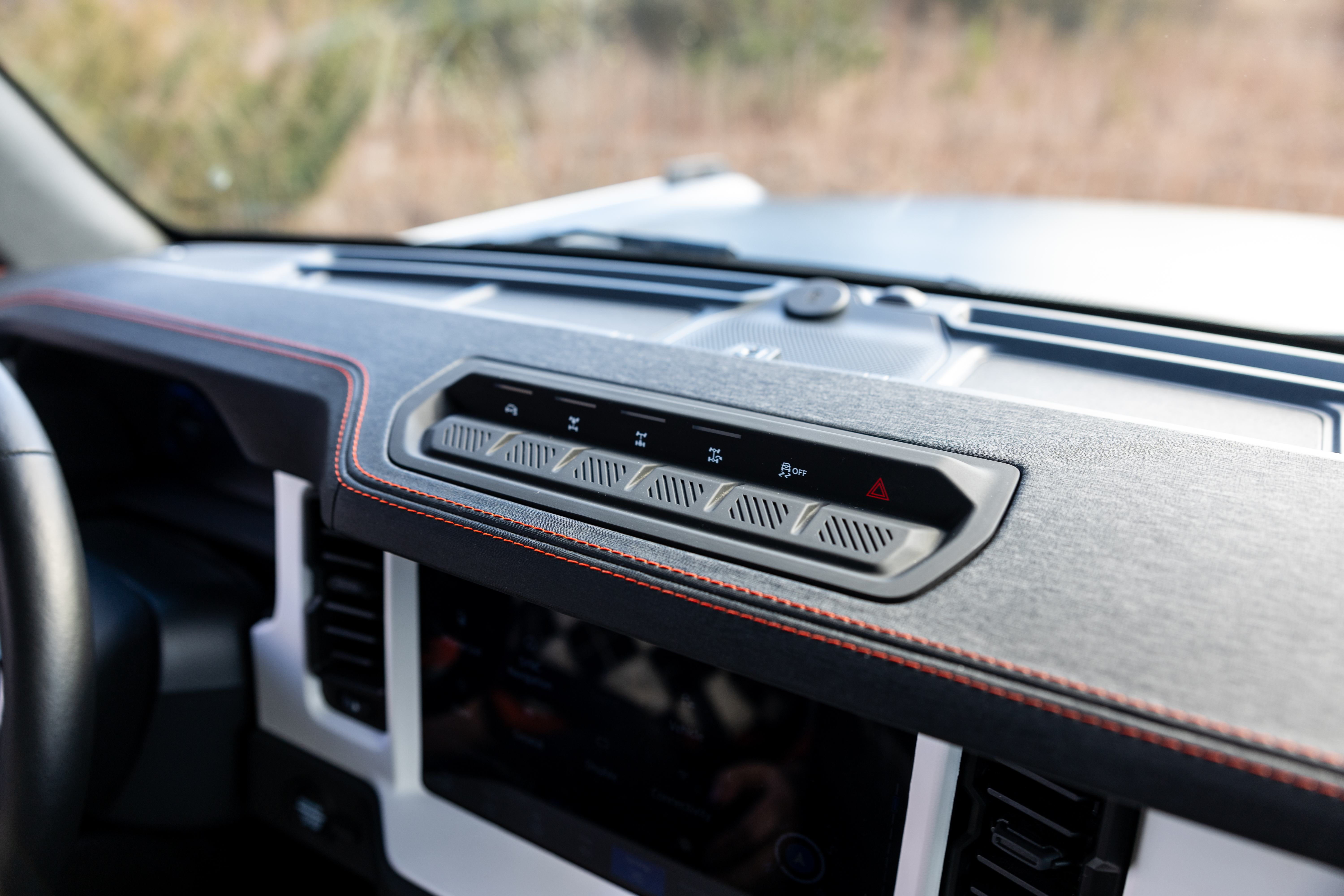 Bronco Stroppe Edition dash