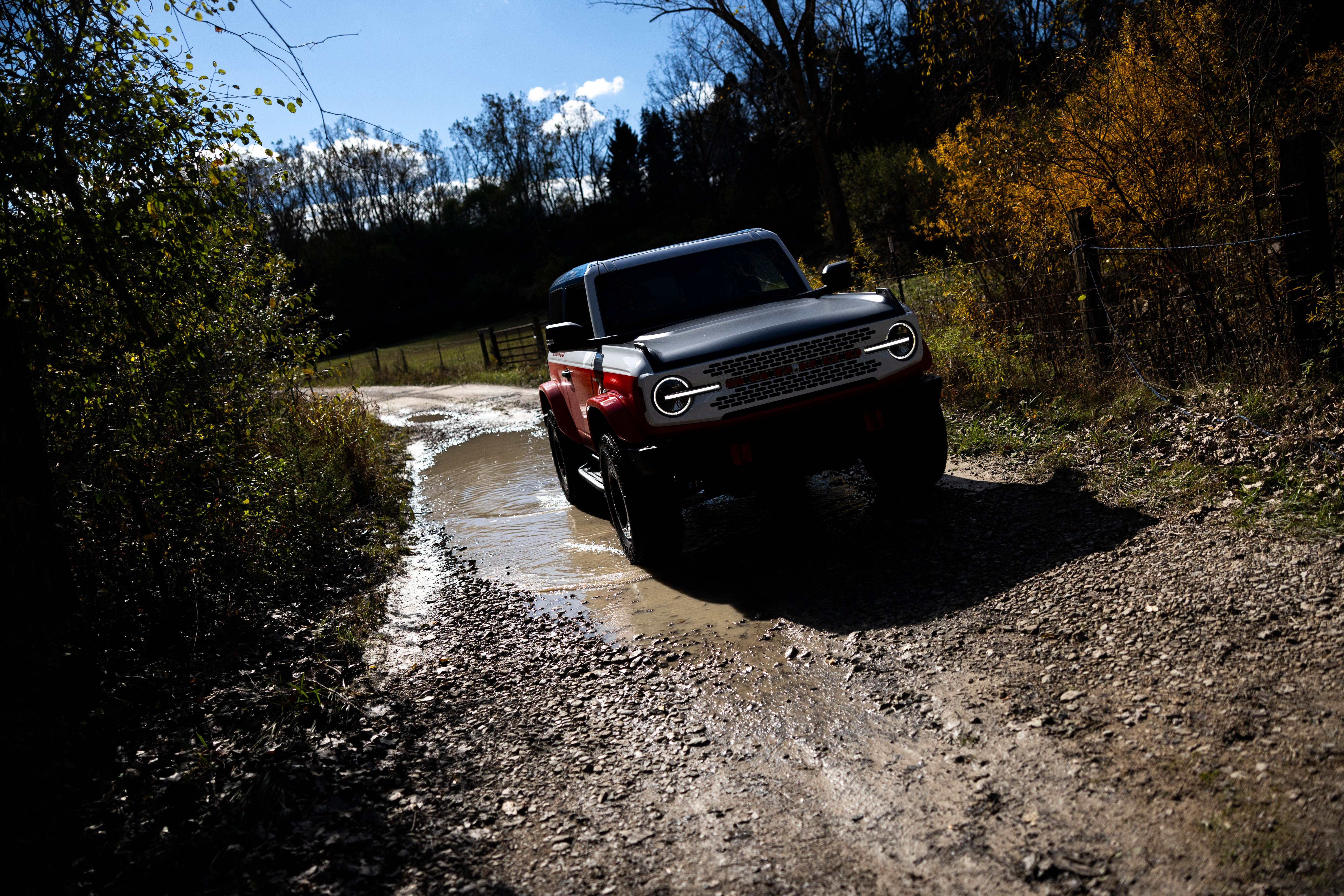 Bronco Stroppe Edition puddle