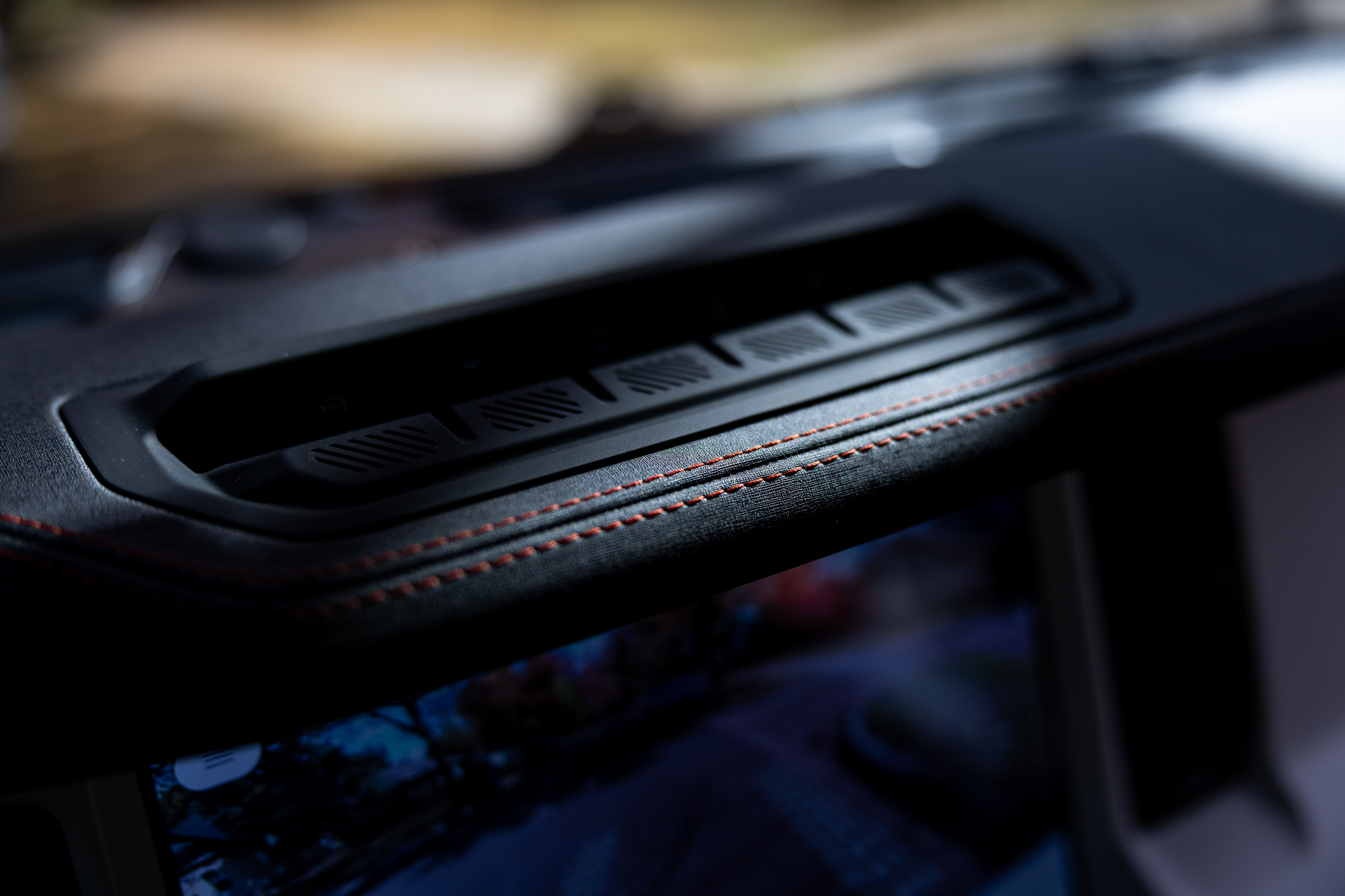 Bronco Stroppe Edition stitching detail