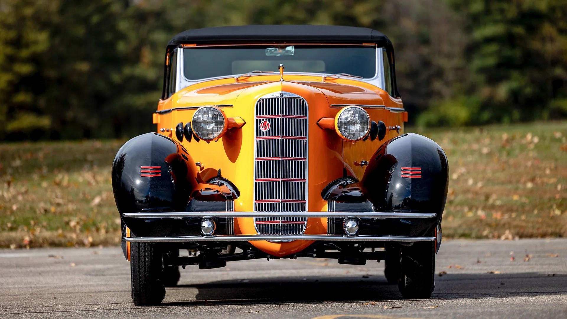 希少 80 Years of Cadillac La Salle キャデ LaSalle: The First Cadillac That Zigged - Hagerty Media