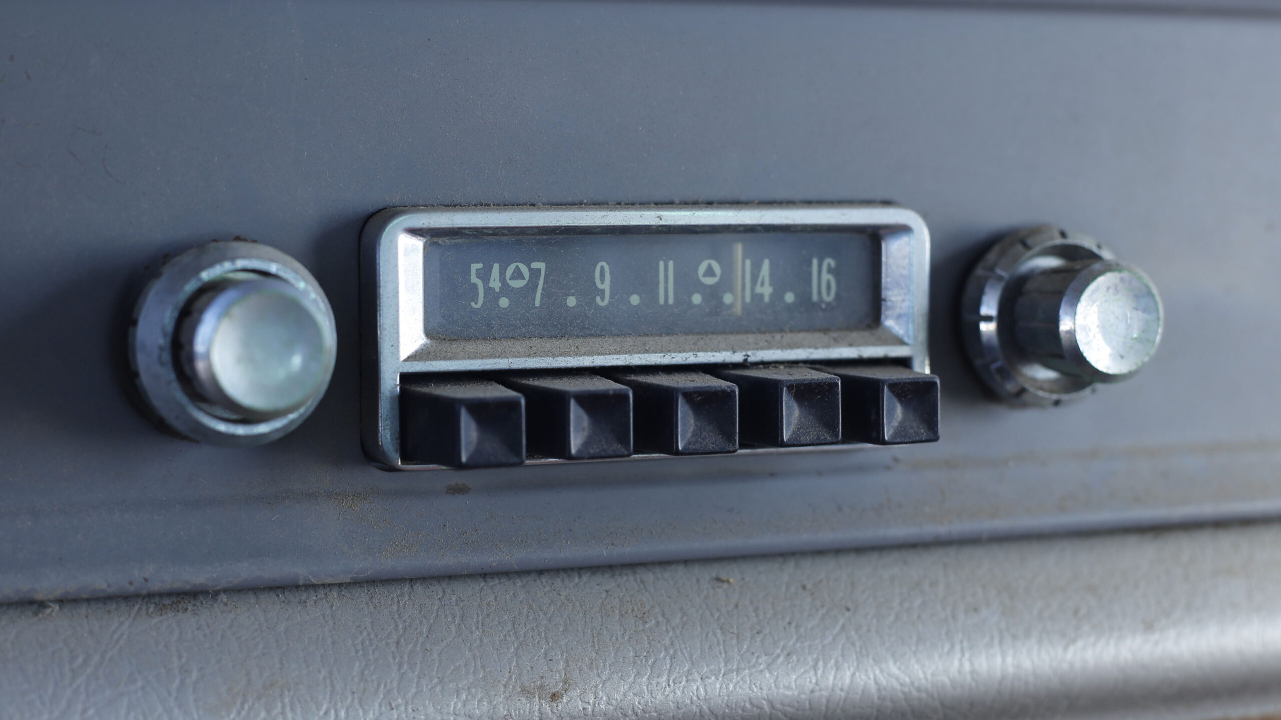 CONELRAD: The Apocalyptic Symbols on 1953–63 Car Radio Dials - Hagerty ...
