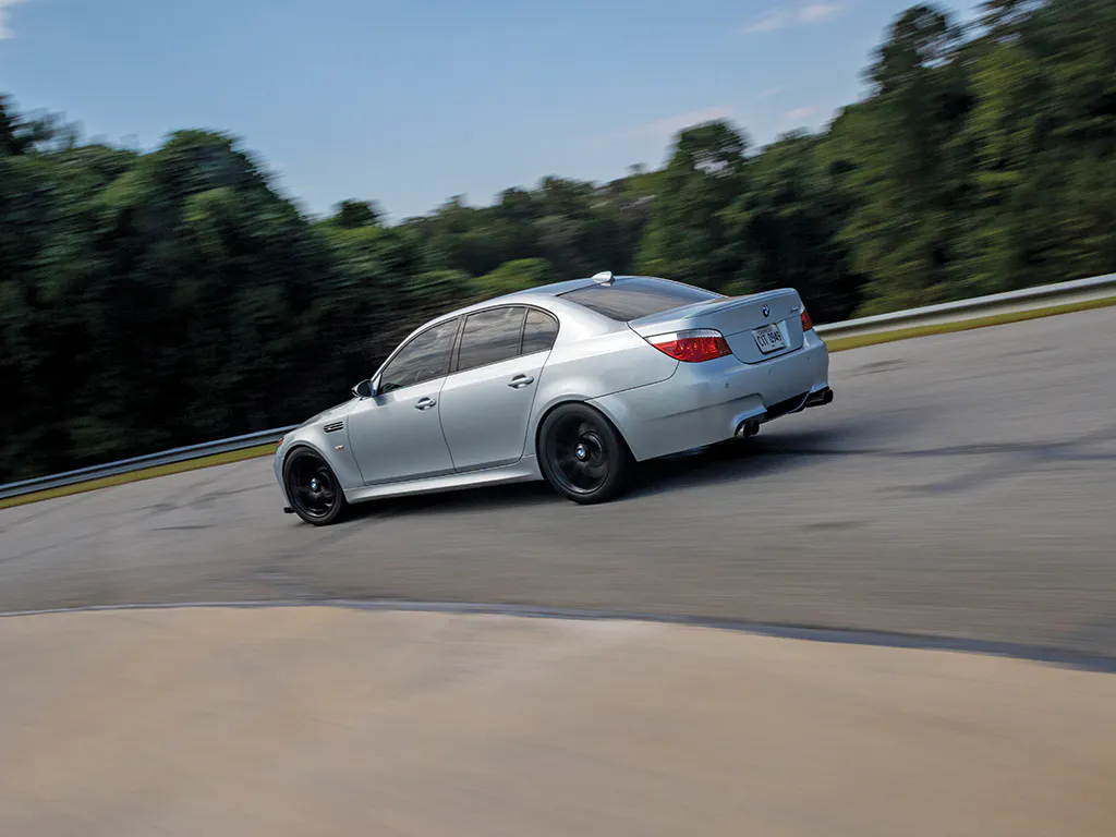 BMW M5 rear three quarter dynamic