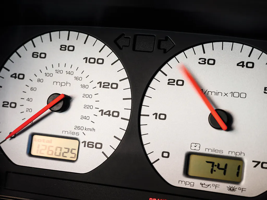 BMW M5 speedometer tachometer gauges