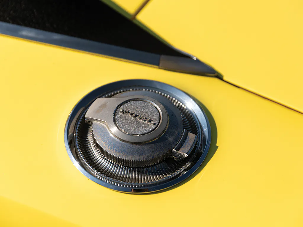 Dodge Charger fuel cap
