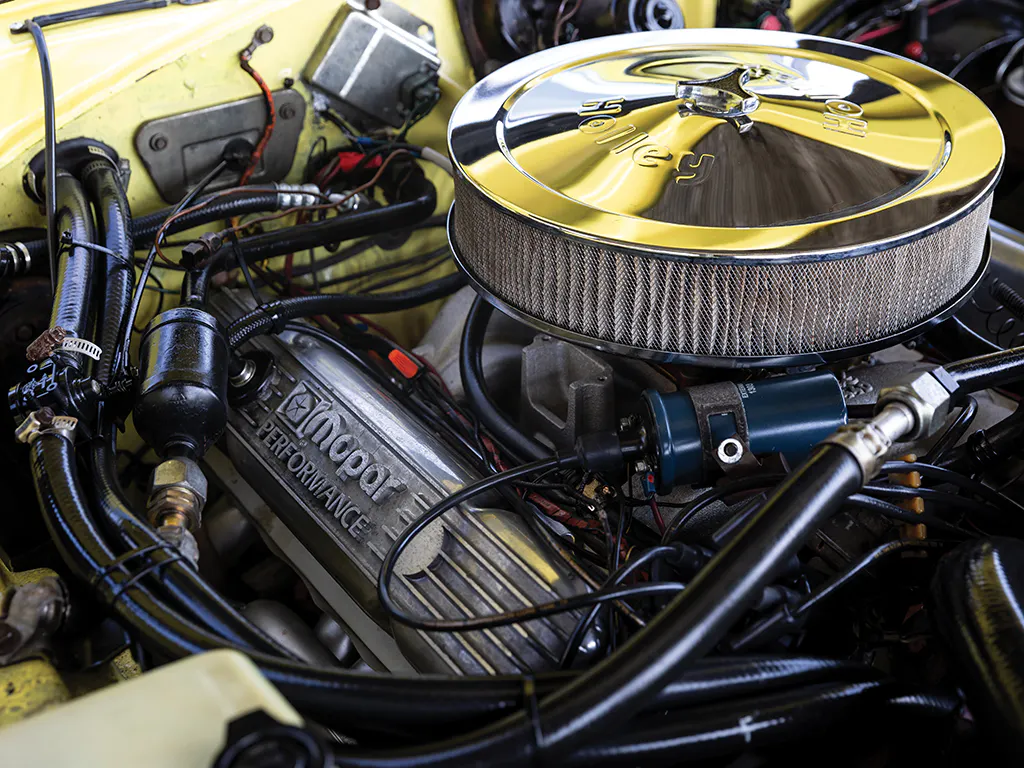 Dodge Charger engine