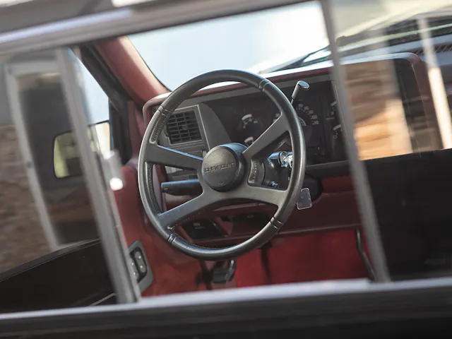 Chevroelt 454 SS interior steering wheel through back window