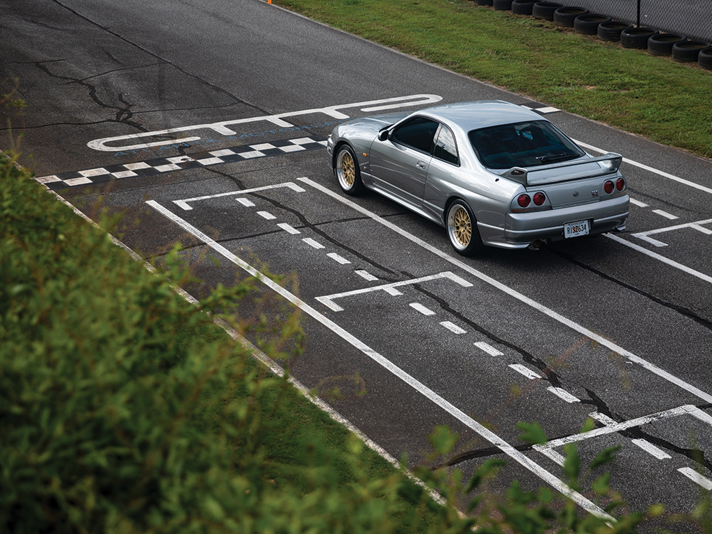 Nissan Skyline GT-R rear three quarter