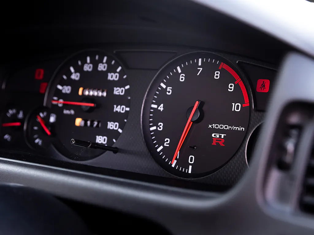 Nissan Skyline GT-R tachometer detail