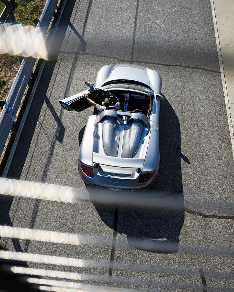 Porsche Carrera GT high angle top down