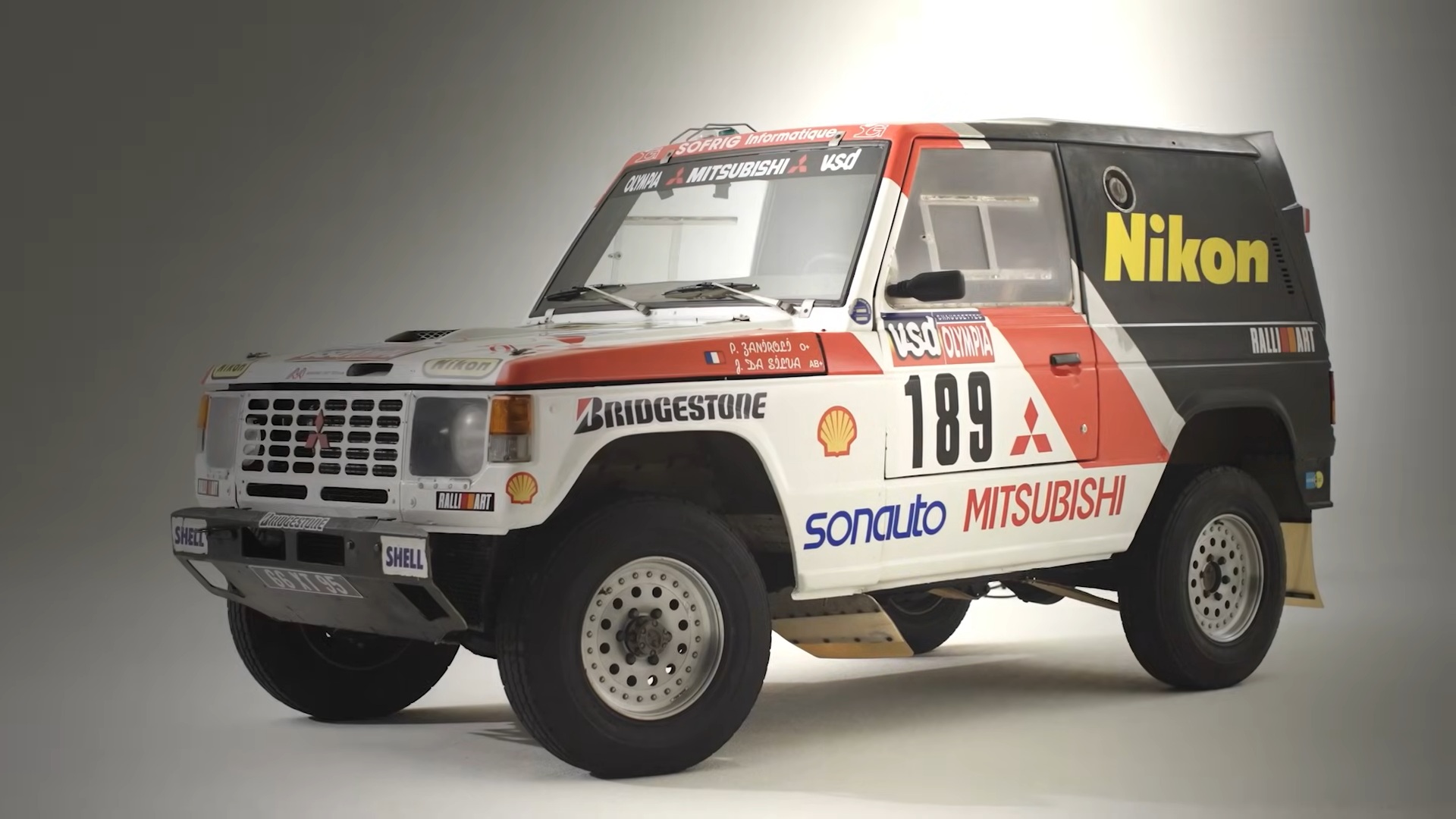 MITSUBISHI RALLYE PARIS-ALGER-DAKAR 公式記録 Dakar-Winning 1985 Mitsubishi Pajero Restored After Sitting for 40