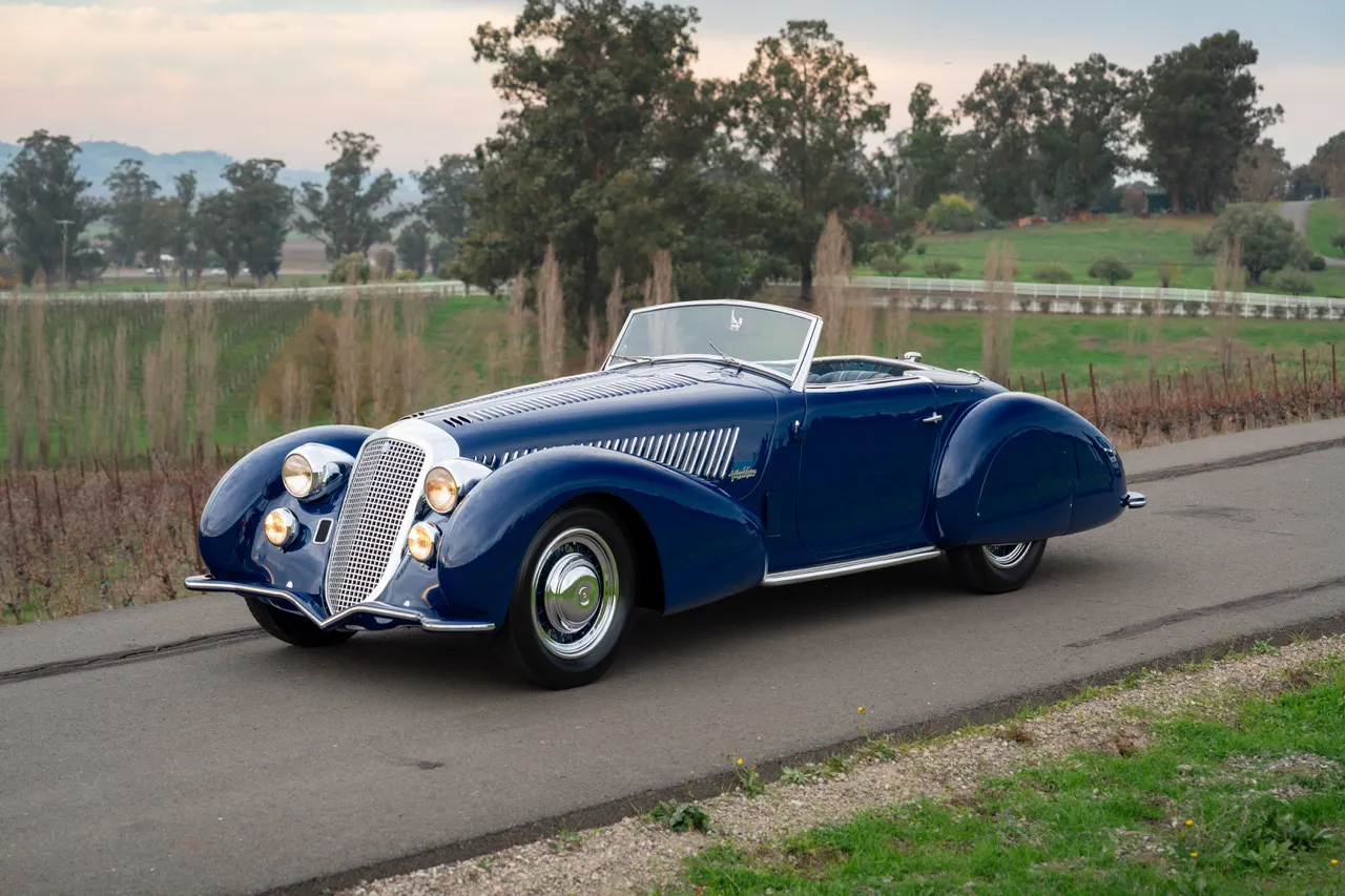 Best of the Best: Amelia's Victorious Alfa 8C Wins Again in Paris