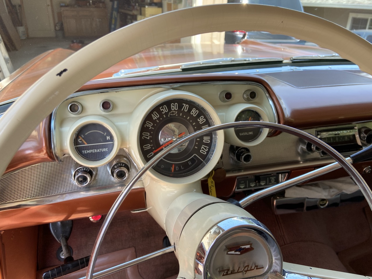 1957 Chevy Nomad steering wheel gauges