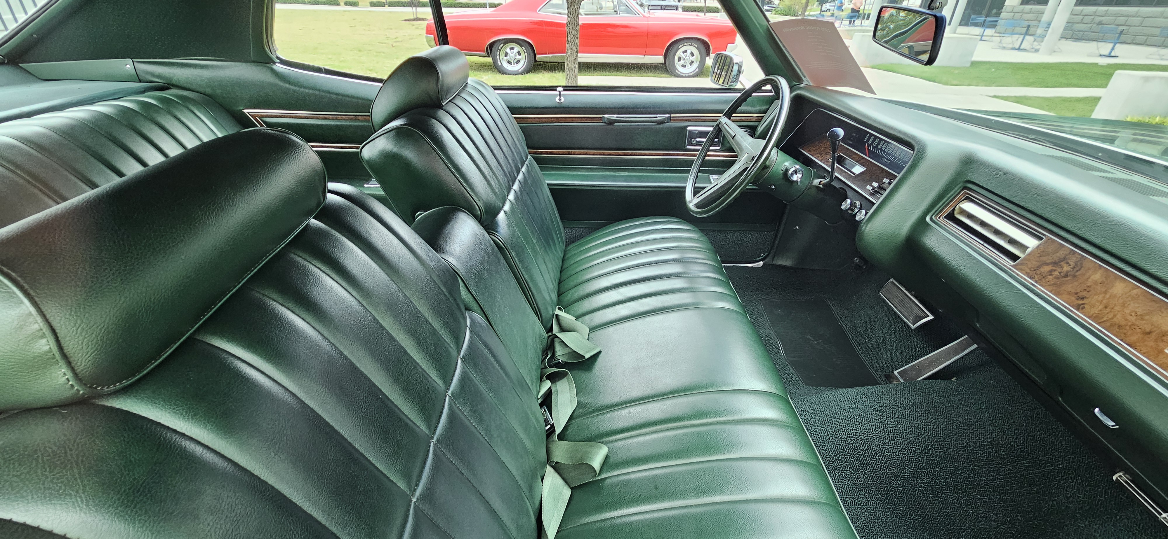 1970 龐帝克 Bonneville：新古典主義的尼米茲級巨艦