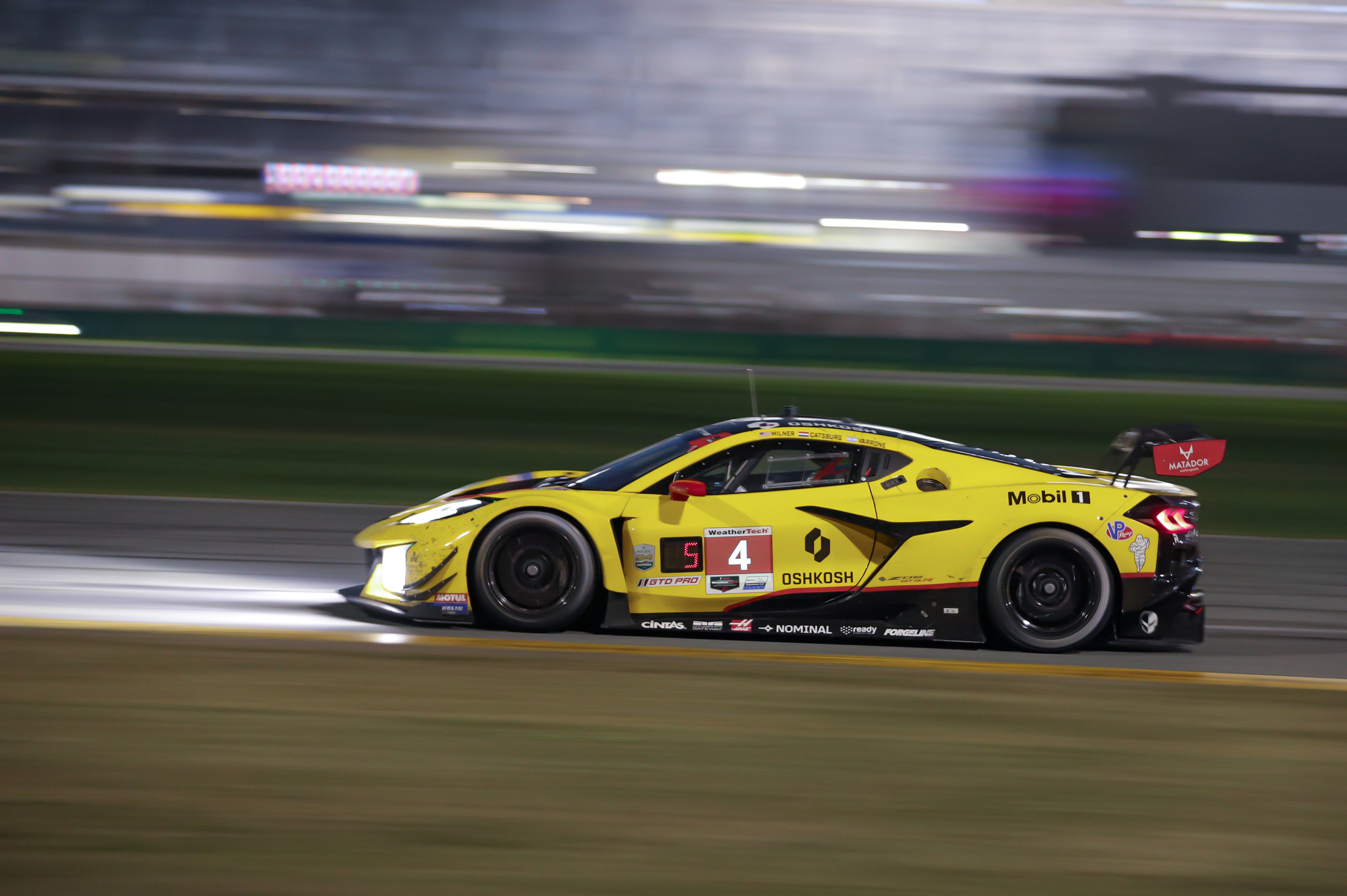IMSA 賽季終點站 Petit Le Mans 登場，冠軍爭奪進入白熱化
