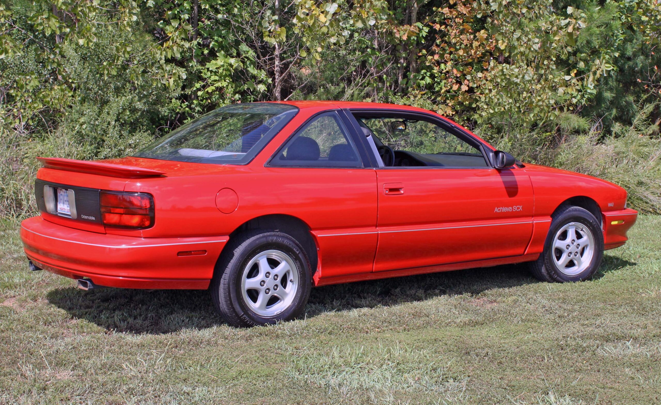 Was Oldsmobile's Achieva SCX an American Type-R? - Hagerty Media
