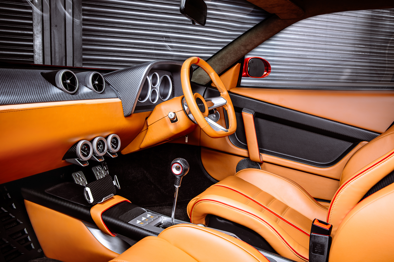 Evolved Automobili Ferrari F355 intérieur 4