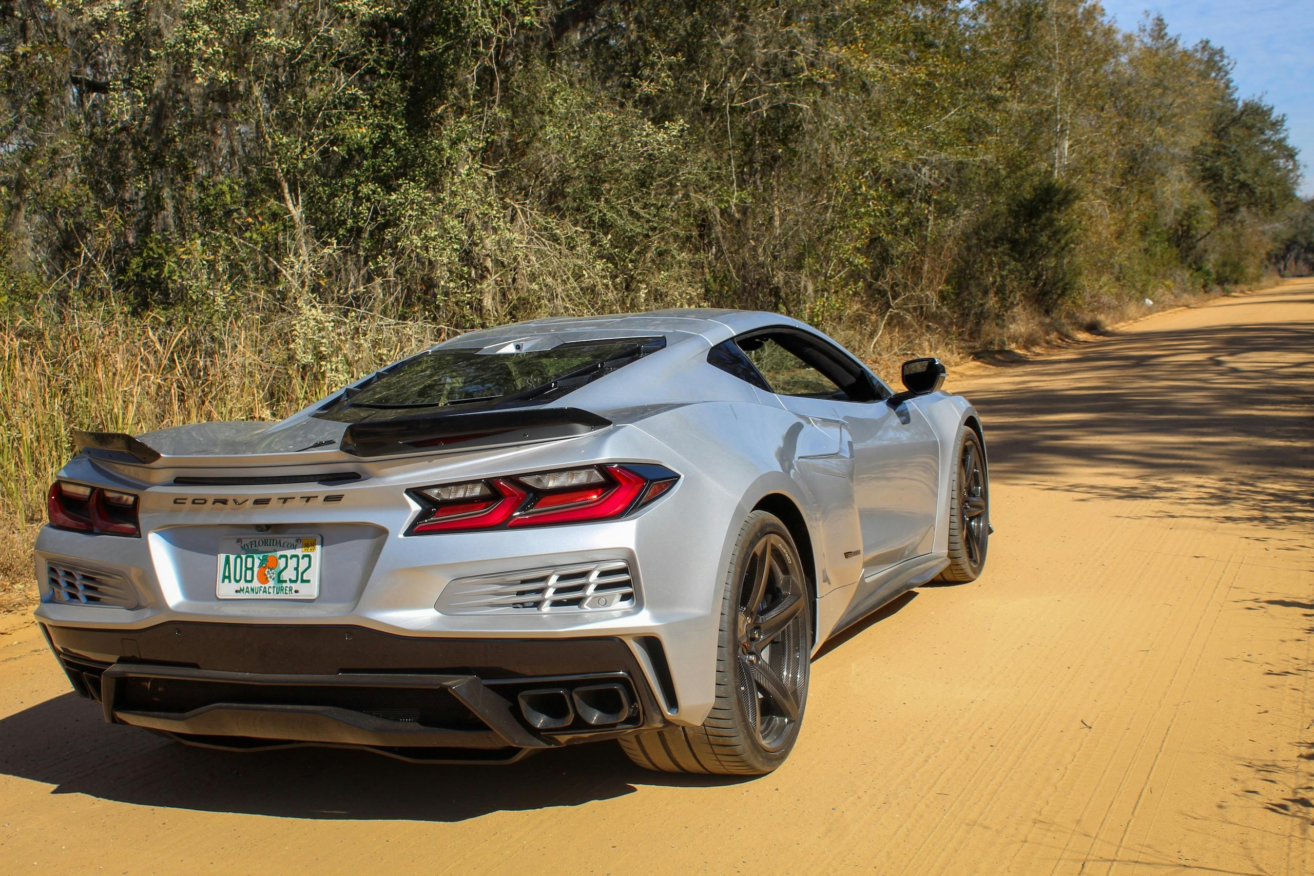 Chevrolet Corvette E-Ray SCS