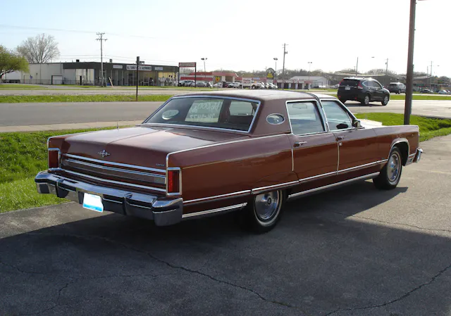 1977 Lincoln Continental Town Car rear three quarter