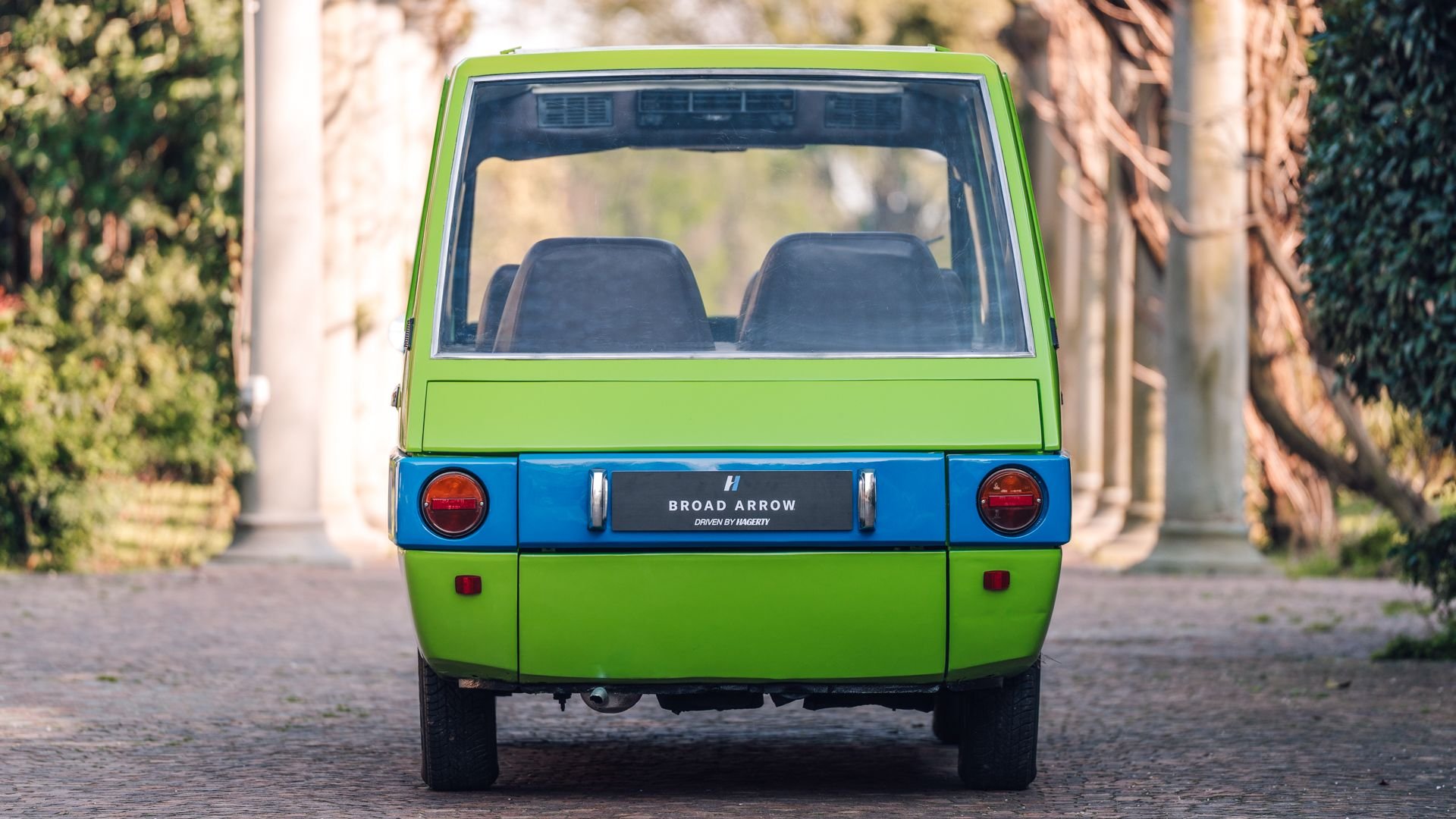 6 Amazing Oddballs up for Grabs at Broad Arrow's Villa d'Este