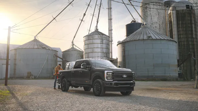 2027 Ford Super Duty 推出 Carhartt 特仕版,向經典工裝致敬