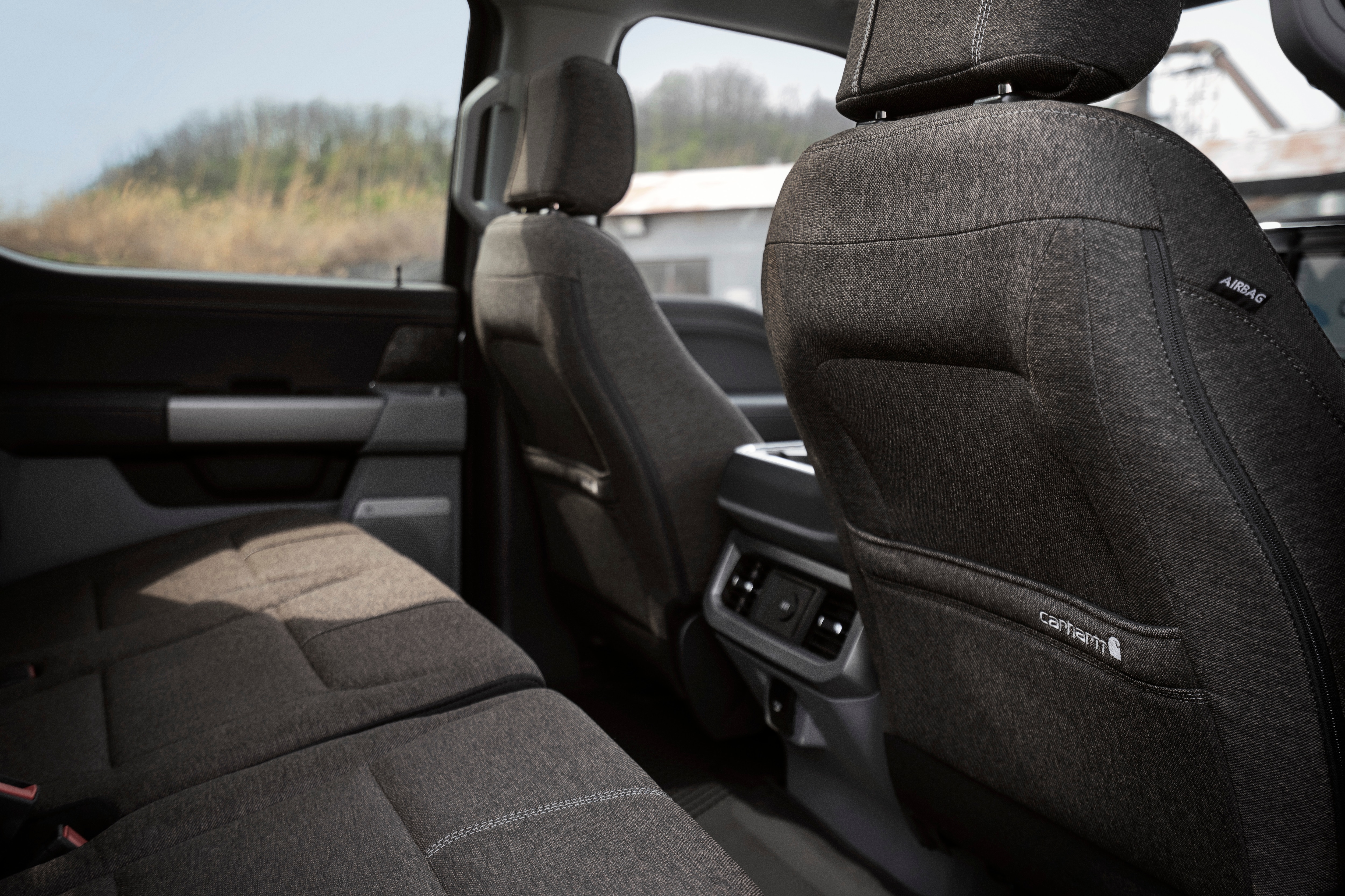 2027 Ford Super Duty 推出 Carhartt 特仕版，向經典工裝致敬